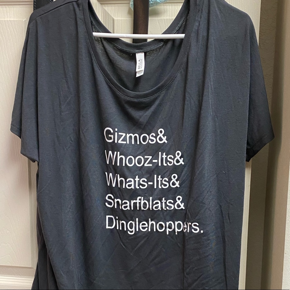 NWOT Bella scoop neck t-shirt